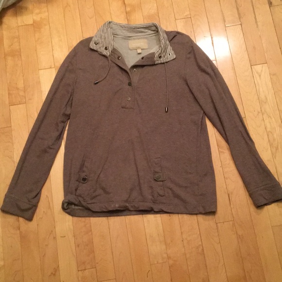 Banana Republic Sweaters - 🍁Banana republic pullover perfect condition!🍁